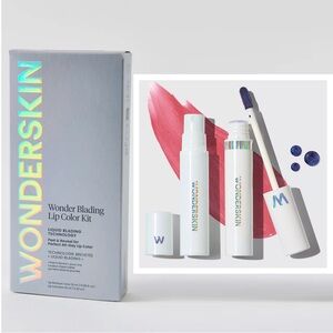 NWT Wonderskin Wonder Blading Peel & Reveal Lip Stain Set
ROMANCE is a cool rose